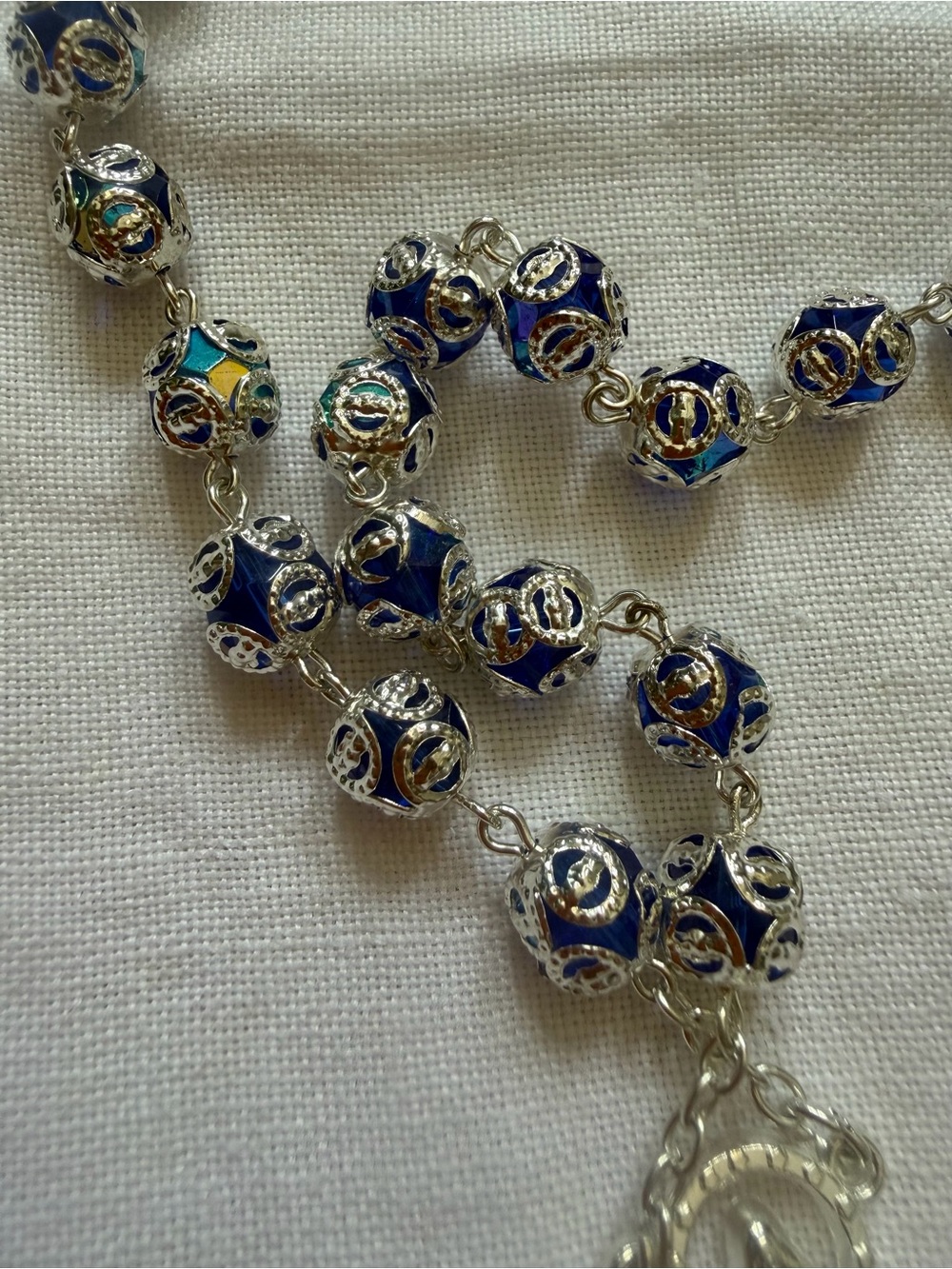 Authentic Turquish Artisan Beaded crucifix Handcrafted in Ephesus - Picture 4 of 8